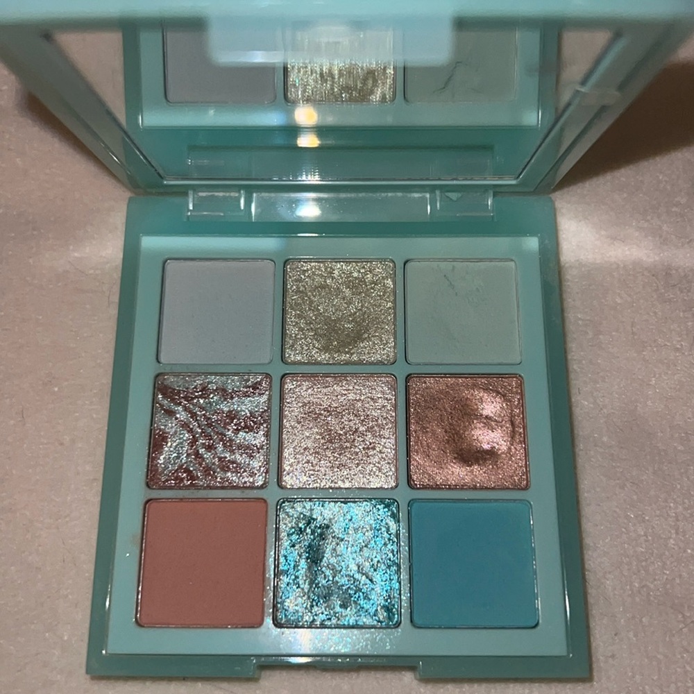 Huda Beauty Pastels Mint Palette